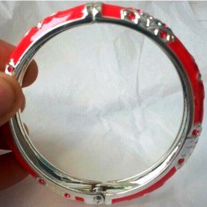 AVON | Globalista Bangle Bracelet - Pink